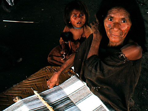 Machigenga Weaver with traditional loom